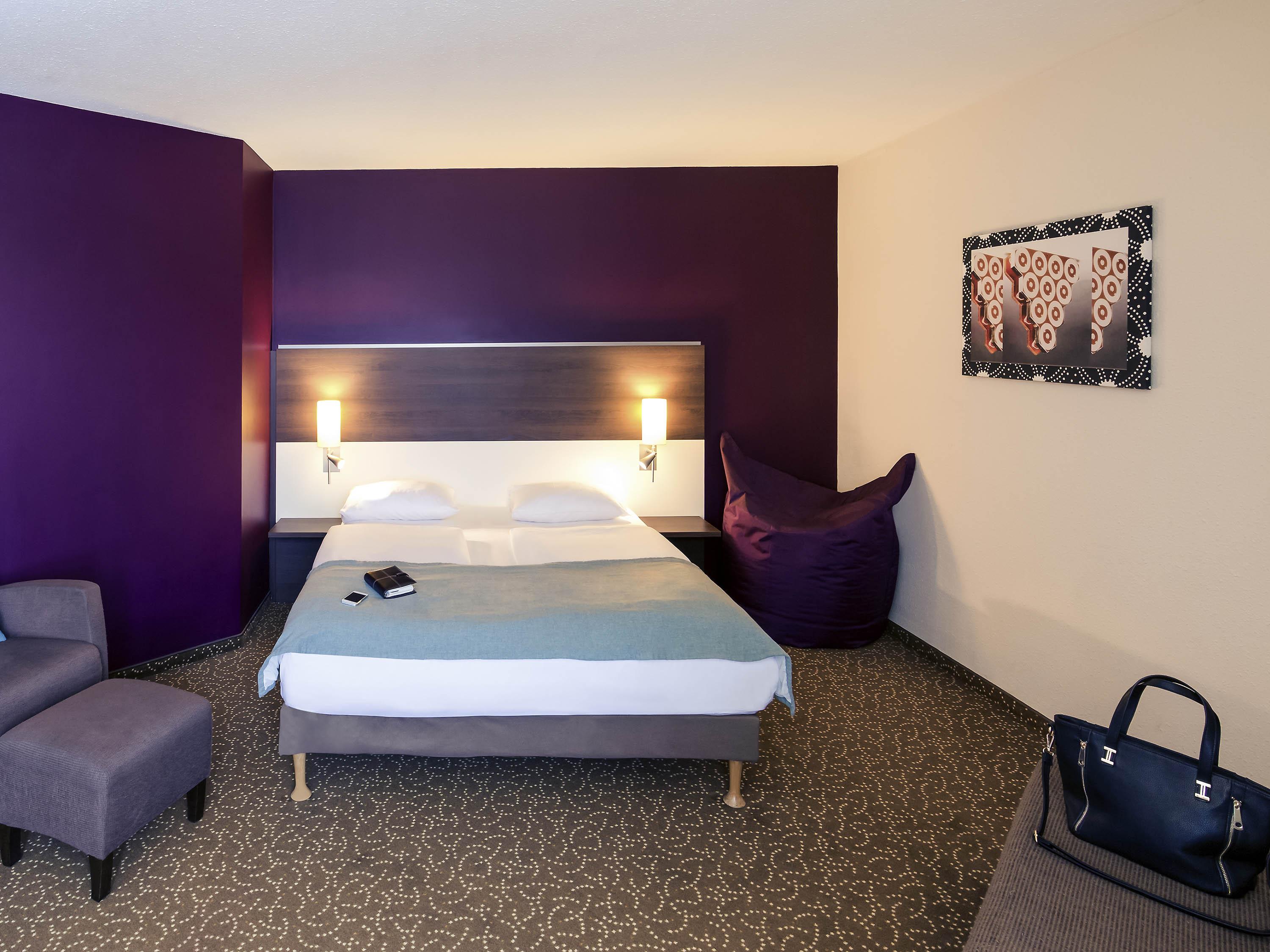 Hotel Mercure Neuperlach Süd 4*